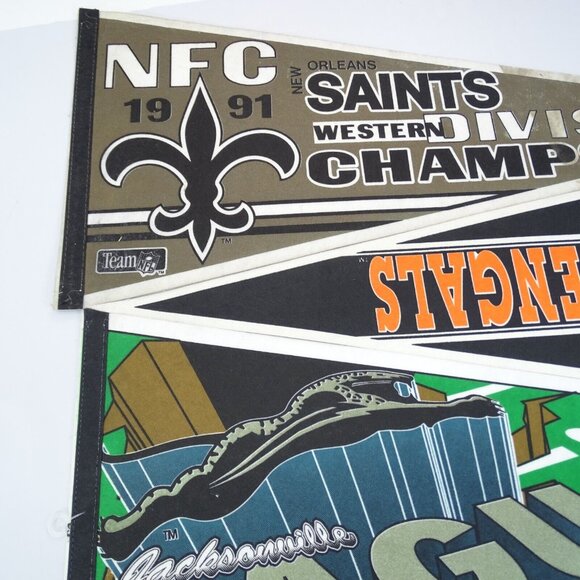 Lot of 5 1990's NFL Football Pennants Packers Panthers Jaguars‎ Bengals Saints - Picture 5 of 10